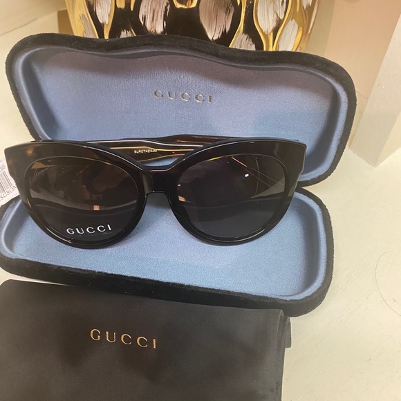 New🔥Gucci sunglasses with tag - Picture 12 of 15